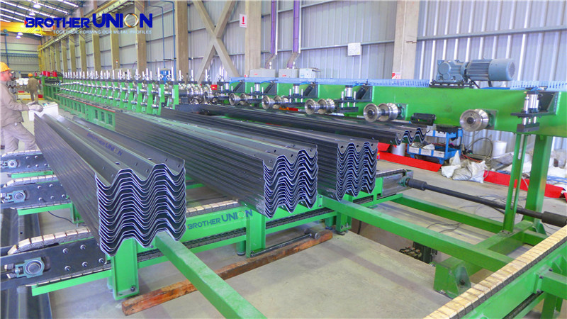 Highway Guardrail Roll Forming Line